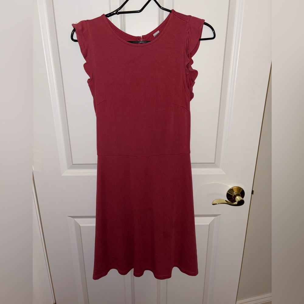 Old Navy Women's Ruffle-Sleeve Ponte-Knit Sheath Dress